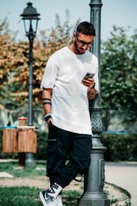 MODA LIGERA, COMODIDAD Y BUEN GUSTO.