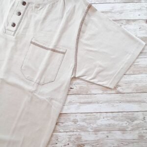 Remera de algodon costuras contra tono